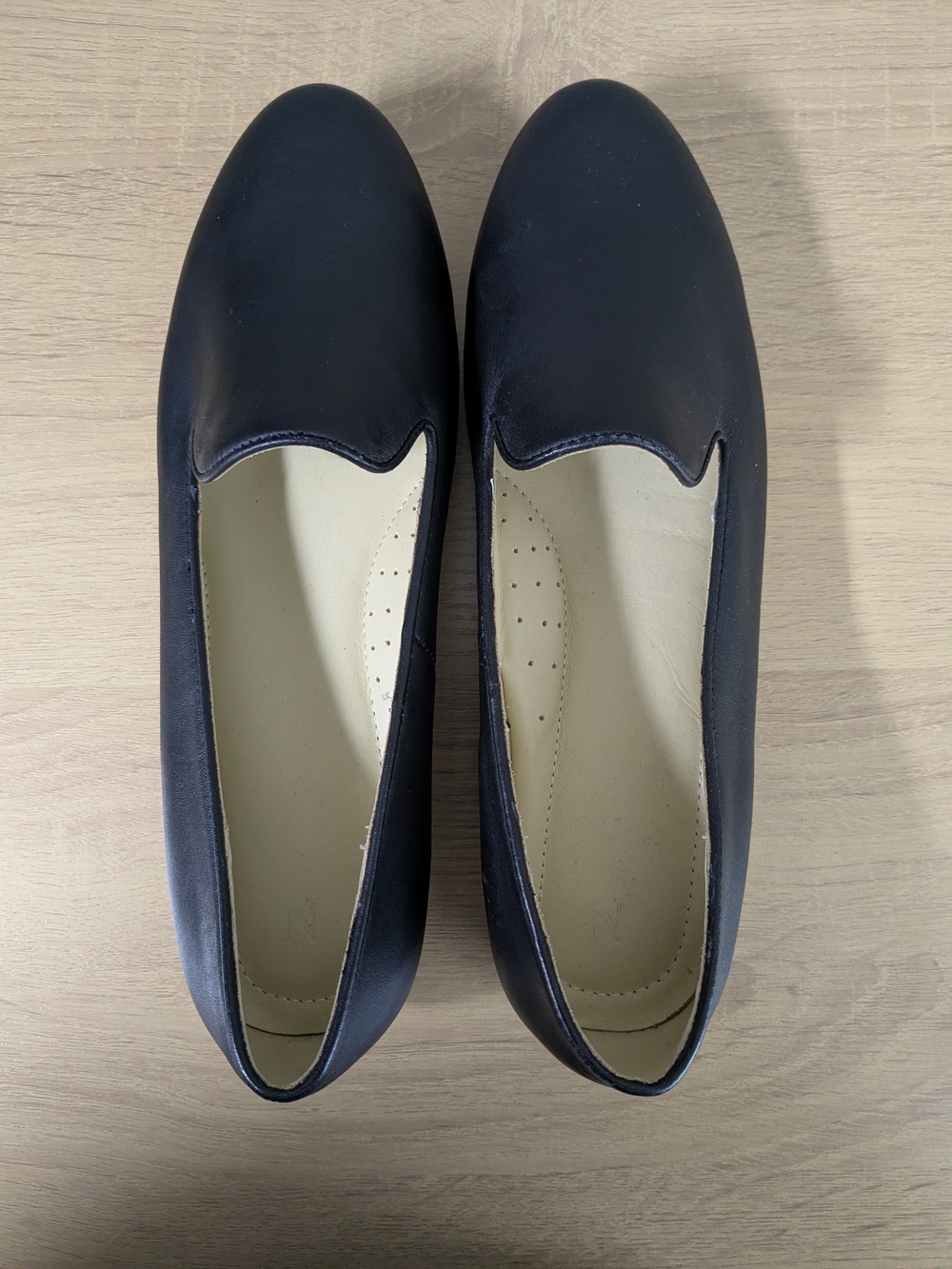 Nisolo Black Leather Slip-On Loafer
